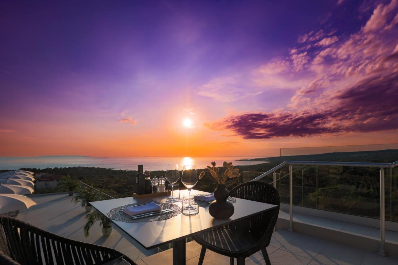 Hotel In Excelsis Novalja Ngoại thất bức ảnh