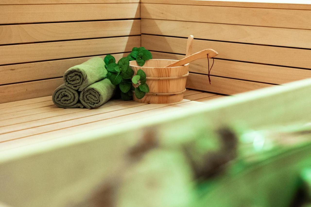 Hotel In Excelsis Novalja Ngoại thất bức ảnh