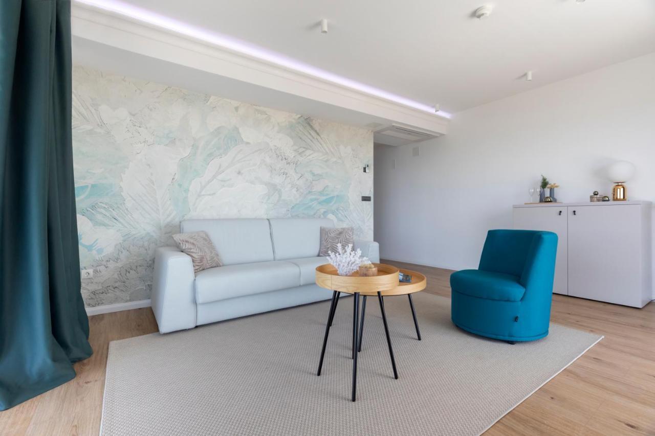 Hotel In Excelsis Novalja Ngoại thất bức ảnh